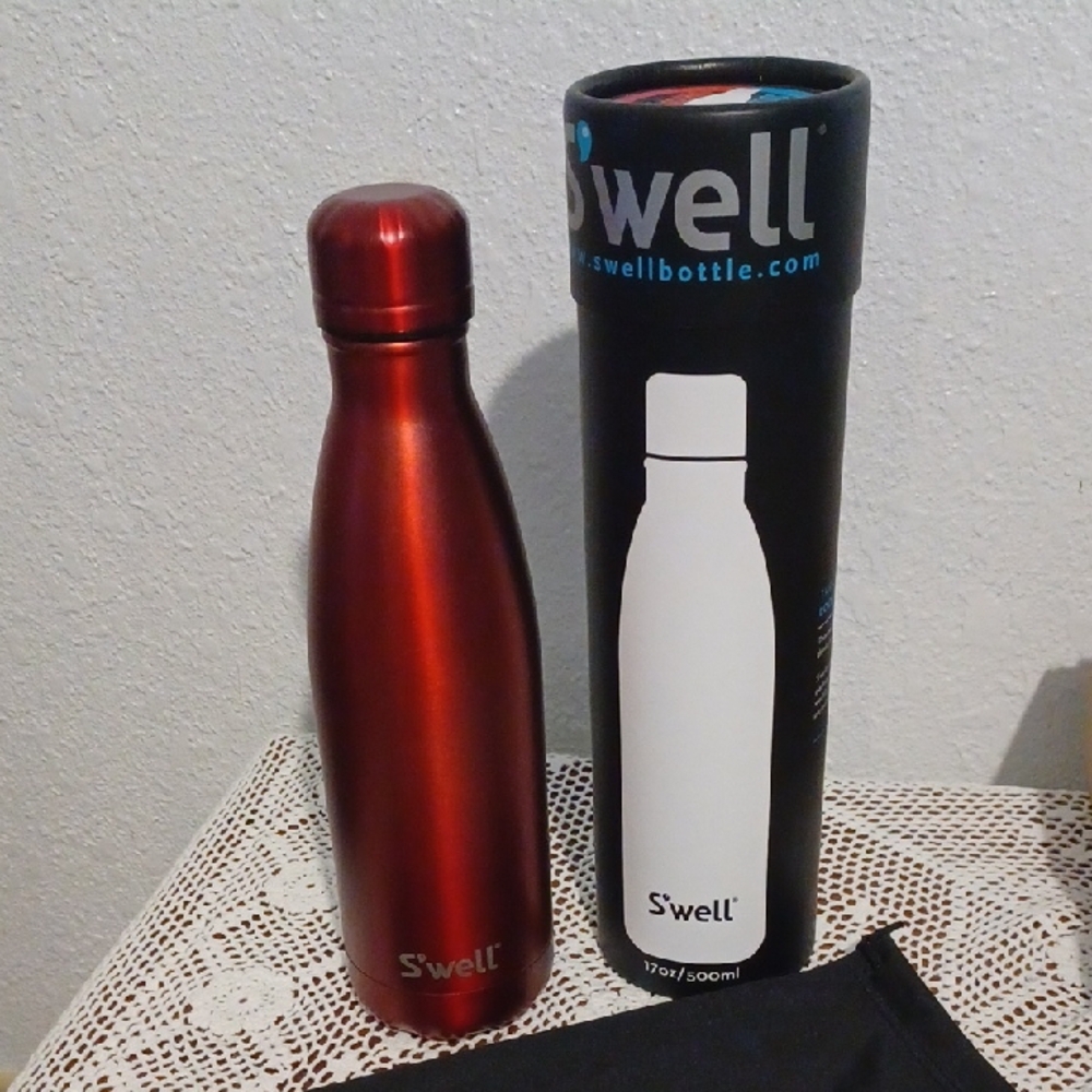 New S'well Metallic Red Water Bottle